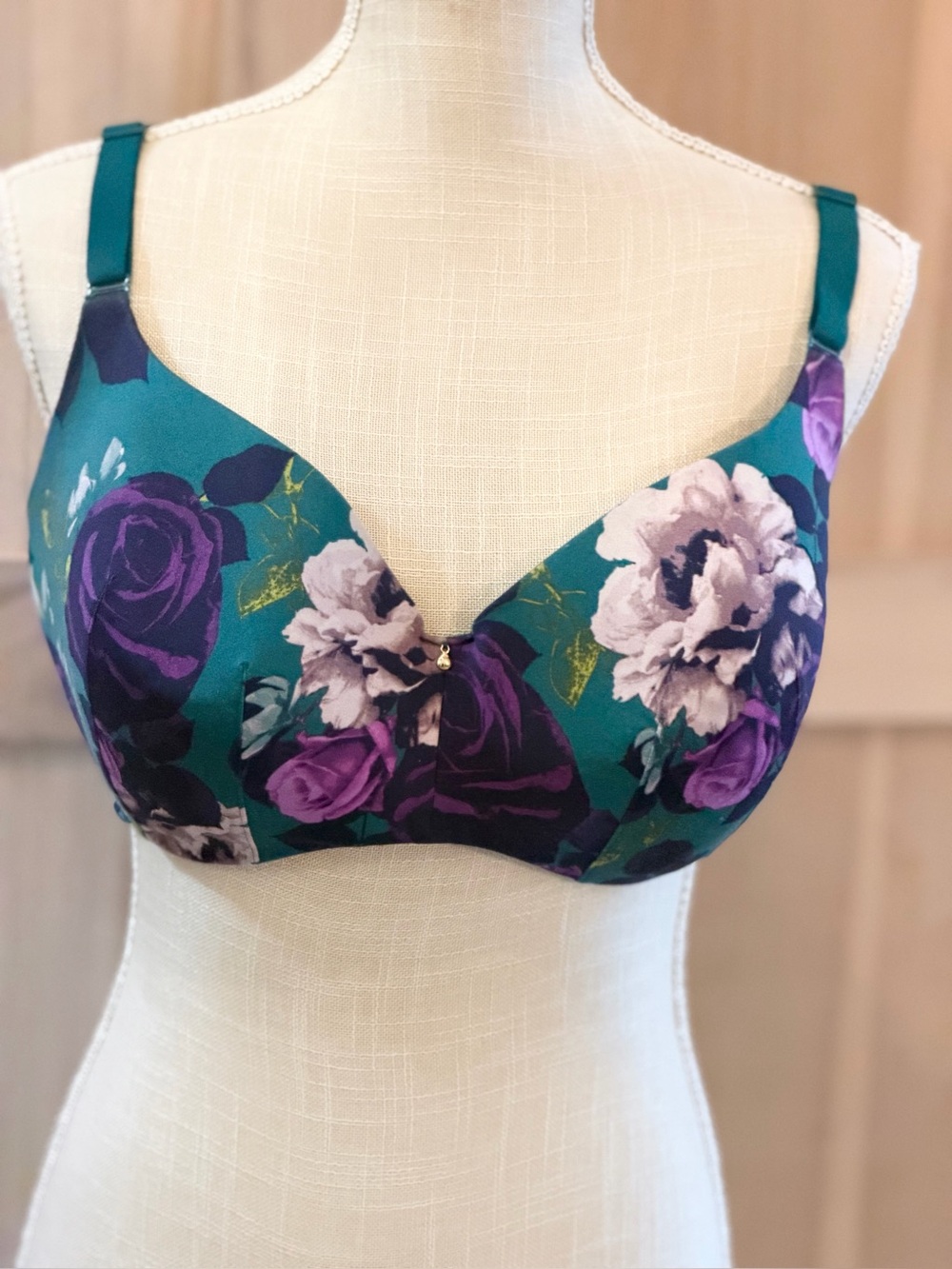 Cacique Floral Underwire Bra. Women’s Sz-38DDD Teal Purple Print | Soft